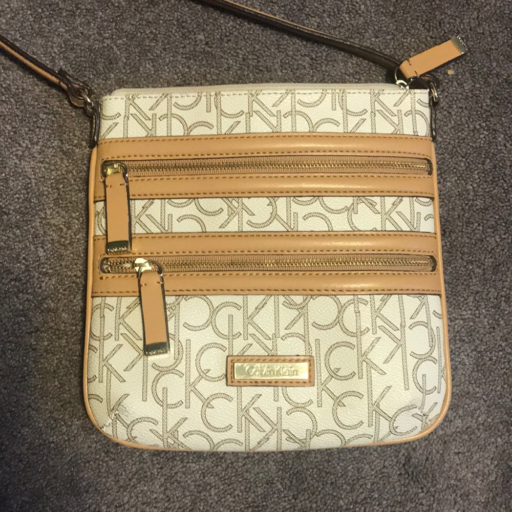 Calvin Klein crossbody